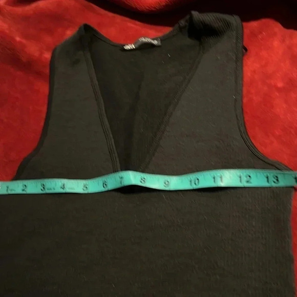 Zara Racer black Ribbed deep V-neck crop tank top Sz M - Picture 5 of 9